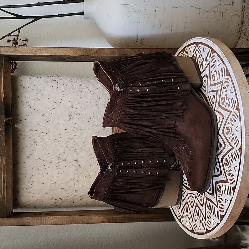 Roper booties